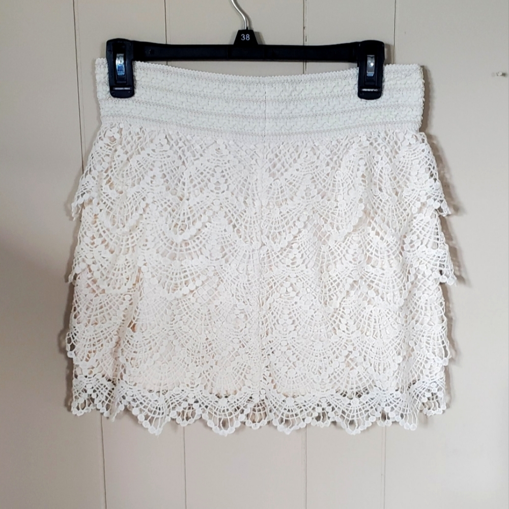 American Rag M cream lace skirt